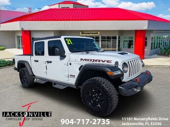 2021 Bright White Clearcoat Jeep Gladiator Mojave 3.6L V6 24V VVT Engine 4X4 Automatic Truck 4 Door