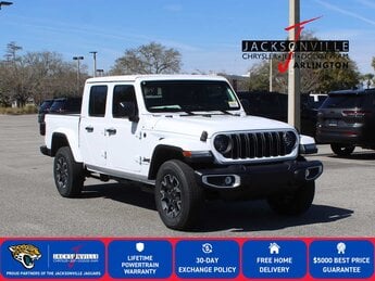 2026 Bright White Clearcoat Jeep Gladiator Sahara Automatic 4X4 G 3.6L V6 Cylinder Engine3.6 4 Door