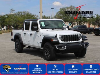 2026 Bright White Clearcoat Jeep Gladiator Sport 4 Door Automatic G 3.6L V6 Cylinder Engine3.6 Truck