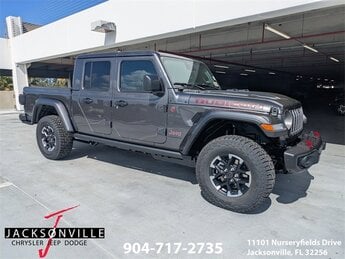 2026 Granite Crystal Metallic Clearcoat Jeep Gladiator Rubicon X 3.6L V6 24V VVT Engine 4 Door Automatic Truck 4X4