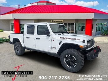 2026 Bright White Clearcoat Jeep Gladiator Rubicon 3.6L V6 24V VVT Engine 4 Door Truck 4X4