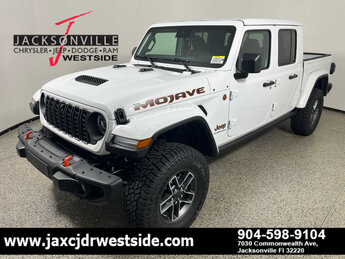 2025 Bright White Clearcoat Jeep Gladiator Mojave X Truck 3.6L V6 Cylinder Engine 4 Door