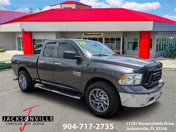 2020 Granite Crystal Metallic Clearcoat Ram 1500 Classic Tradesman RWD Truck 4 Door Automatic