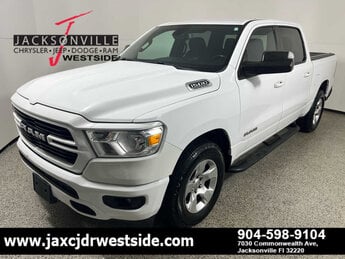2019 Bright White Clearcoat Ram 1500 Big Horn/Lone Star Truck G 5.7L 8 Cylinder Engine5.7 4 Door RWD