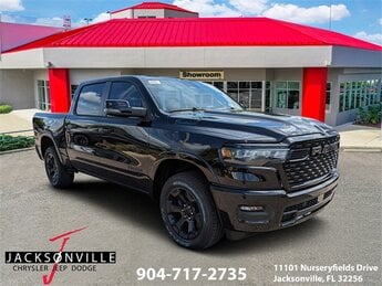 2025 Diamond Black Crystal Pearlcoat Ram 1500 Big Horn 4X4 3.6L V6 24V VVT Engine Truck