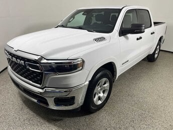 2025 Bright White Clearcoat Ram 1500 Big Horn Truck 4 Door 4X4 Automatic G 3.0L Straight 6 Cylinder Engine3.0