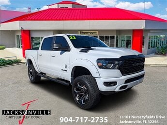 2022 Ram 1500 Big Horn HEMI 5.7L V8 Multi Displacement VVT Engine 4 Door 4X4 Automatic Truck