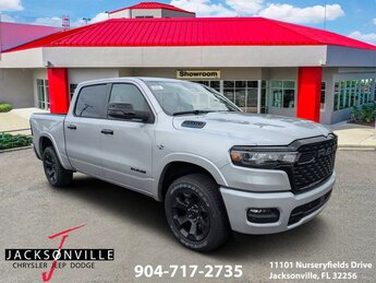 2026 Silver Zynith Ram 1500 Big Horn/Lone Star Automatic HEMI 5.7L V8 Multi Displacement VVT eTorque Engine 4X4 Truck