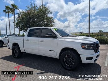 2022 Bright White Clearcoat Ram 1500 Laramie 4X4 4 Door Truck HEMI 5.7L V8 Multi Displacement VVT Engine Automatic