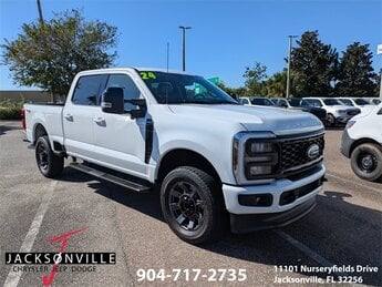 2024 Oxford White Ford Super Duty F-250 SRW LARIAT 4 Door 7.3L V8 PFI OHV 16V Federal 430hp Engine 4X4 Automatic Truck