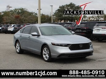 2025 Solar Silver Metallic Honda Accord LX G 1.5L 4 Cylinder Engine1.5 Car FWD 4 Door Automatic (CVT)