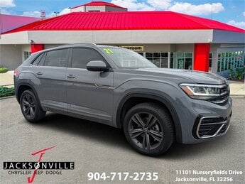 2021 Pure Gray Volkswagen Atlas Cross Sport 3.6L V6 SE w/Technology R-Line Automatic 4 Door 3.6L VR6 Engine FWD