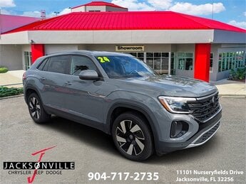 2024 Volkswagen Atlas Cross Sport 2.0T SE w/Technology 2.0L TSI Engine 4 Door FWD