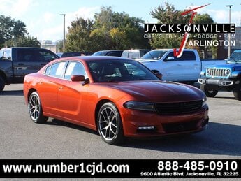 2022 Sinamon Stick Dodge Charger SXT Automatic Car 4 Door RWD