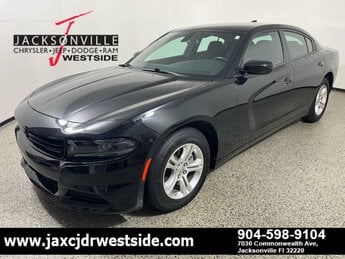 2023 Pitch Black Clearcoat Dodge Charger SXT G 3.6L V6 Cylinder Engine3.6 Automatic Car 4 Door RWD
