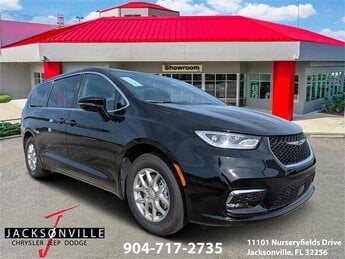 2025 Chrysler Pacifica Select FWD Automatic Van 4 Door 3.6L V6 24V VVT Engine