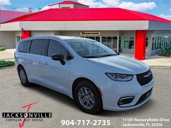 2026 Bright White Clearcoat Chrysler Pacifica Select 3.6L V6 24V VVT Engine Automatic Van