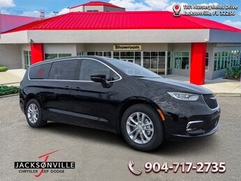 2026 Chrysler Pacifica Select Van 3.6L V6 24V VVT Engine FWD 4 Door
