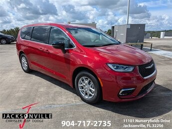 2026 Chrysler Pacifica Select FWD 4 Door 3.6L V6 24V VVT Engine Van Automatic