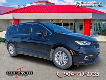 2026 Chrysler Pacifica Select Automatic Van 4 Door 3.6L V6 24V VVT Engine FWD