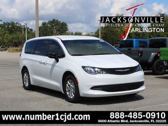 2026 Bright White Clearcoat Chrysler Voyager LX Automatic Van FWD 4 Door