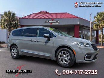 2023 Chrysler Pacifica Limited 3.6L V6 24V VVT Engine 4 Door AWD Van Automatic