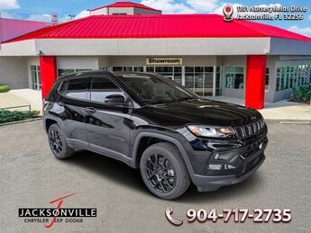 2026 Diamond Black Crystal Pearlcoat Jeep Compass Latitude 4X4 2.0L I4 DOHC Engine 4 Door SUV