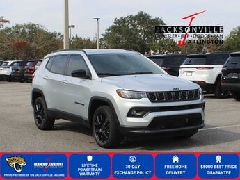 2026 Silver Zynith Metallic Clearcoat Jeep Compass Latitude Altitude G 2.0L 4 Cylinder Engine2.0 Automatic 4X4 SUV 4 Door