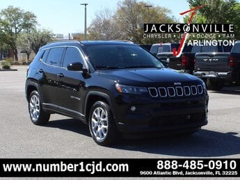 2025 Diamond Black Crystal Pearlcoat Jeep Compass Latitude 4X4 Automatic G 2.0L 4 Cylinder Engine2.0