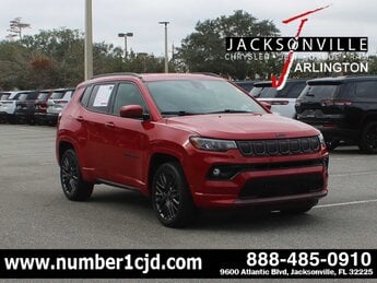 2022 Redline Pearlcoat Jeep Compass (RED) Edition 4 Door G 2.4L 4 Cylinder Engine2.4 SUV 4X4 Automatic