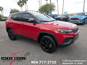 2024 Black Clearcoat Jeep Compass Trailhawk SUV Automatic 2.0L I4 DOHC Engine