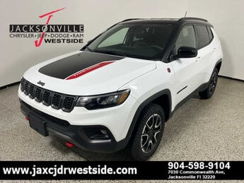 2025 Bright White Clearcoat Jeep Compass Trailhawk 4X4 Automatic 4 Door SUV