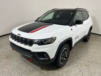 2025 Bright White Clearcoat Jeep Compass Trailhawk Automatic 4 Door G 2.0L 4 Cylinder Engine2.0 4X4
