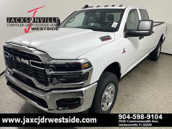 2025 Ram 2500 Tradesman 4 Door Automatic Truck 4X4 D 6.7L Straight 6 Cylinder Engine6.7