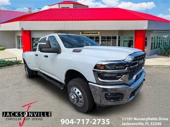 2025 Bright White Clearcoat Ram 3500 Tradesman Truck 4 Door 4X4 6.4L V8 Engine