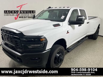 2025 Bright White Clearcoat Ram 3500 Tradesman 4X4 D 6.7L Straight 6 Cylinder Engine6.7 Automatic 4 Door