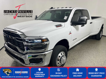2026 Ram 3500 Big Horn Automatic D 6.7L Straight 6 Cylinder Engine6.7 4X4