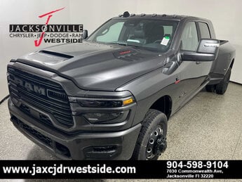 2025 Granite Crystal Metallic Clearcoat Ram 3500 Laramie Automatic Truck D 6.7L Straight 6 Cylinder Engine6.7 4 Door