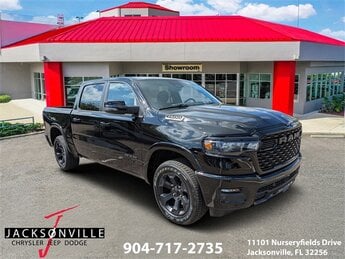 2025 Diamond Black Crystal Pearlcoat Ram 1500 Big Horn 4 Door Truck 3.0L I6 Engine 4X4 Automatic