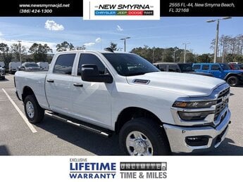 2026 Bright White Clearcoat Ram 2500 Tradesman 4X4 6.4L V8 Engine 4 Door Truck Automatic