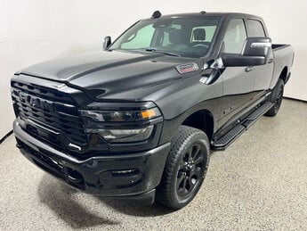 2025 Diamond Black Crystal Pearlcoat Ram 2500 Big Horn 4 Door Automatic G 6.4L 8 Cylinder Engine6.4 4X4 Truck