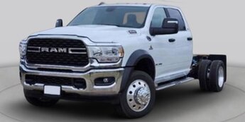 2026 Bright White Clearcoat Ram 5500 Chassis Cab Tradesman Truck 4X4 4 Door Automatic D 6.7L Straight 6 Cylinder Engine6.7