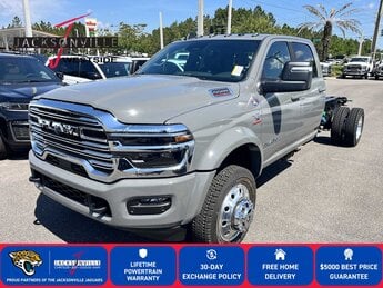2026 Ram 5500 Chassis Cab Big Horn Truck Automatic 4X4 D 6.7L Straight 6 Cylinder Engine6.7