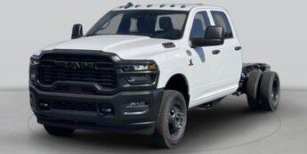 2026 Bright White Clearcoat Ram 3500 Chassis Cab Tradesman Truck 4 Door 4X4 D 6.7L Straight 6 Cylinder Engine6.7 Automatic