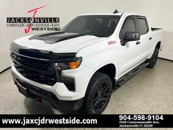 2024 Summit White Chevrolet Silverado 1500 Custom Trail Boss 4 Door Automatic G 5.3L 8 Cylinder Engine5.3 Truck 4X4