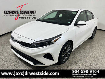 2024 Snow White Pearl Kia Forte LXS Car 4 Door FWD Automatic