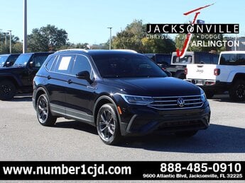 2022 Deep Black Pearl Volkswagen Tiguan SE Automatic G 2.0L 4 Cylinder Engine2.0 4 Door SUV