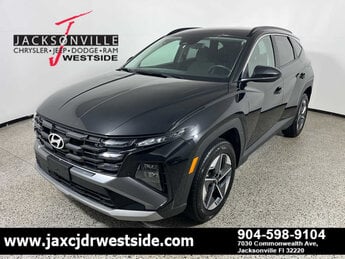 2025 Phantom Black Hyundai Tucson SEL 4 Door G 2.5L 4 Cylinder Engine2.5 AWD SUV