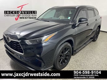 2023 Toyota Highlander XLE SUV 4 Door FWD G 2.4L 4 Cylinder Engine2.4 Automatic