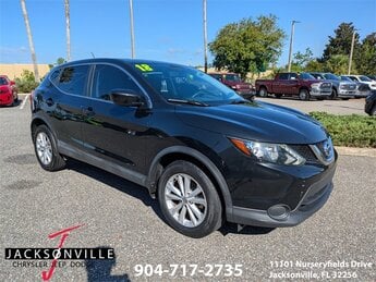 2018 Magnetic Black Nissan Rogue Sport S FWD 4 Door Automatic (CVT) 2.0L DOHC Engine SUV